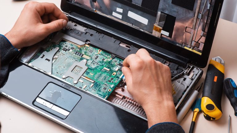 computer and laptop repairs in Red Deer